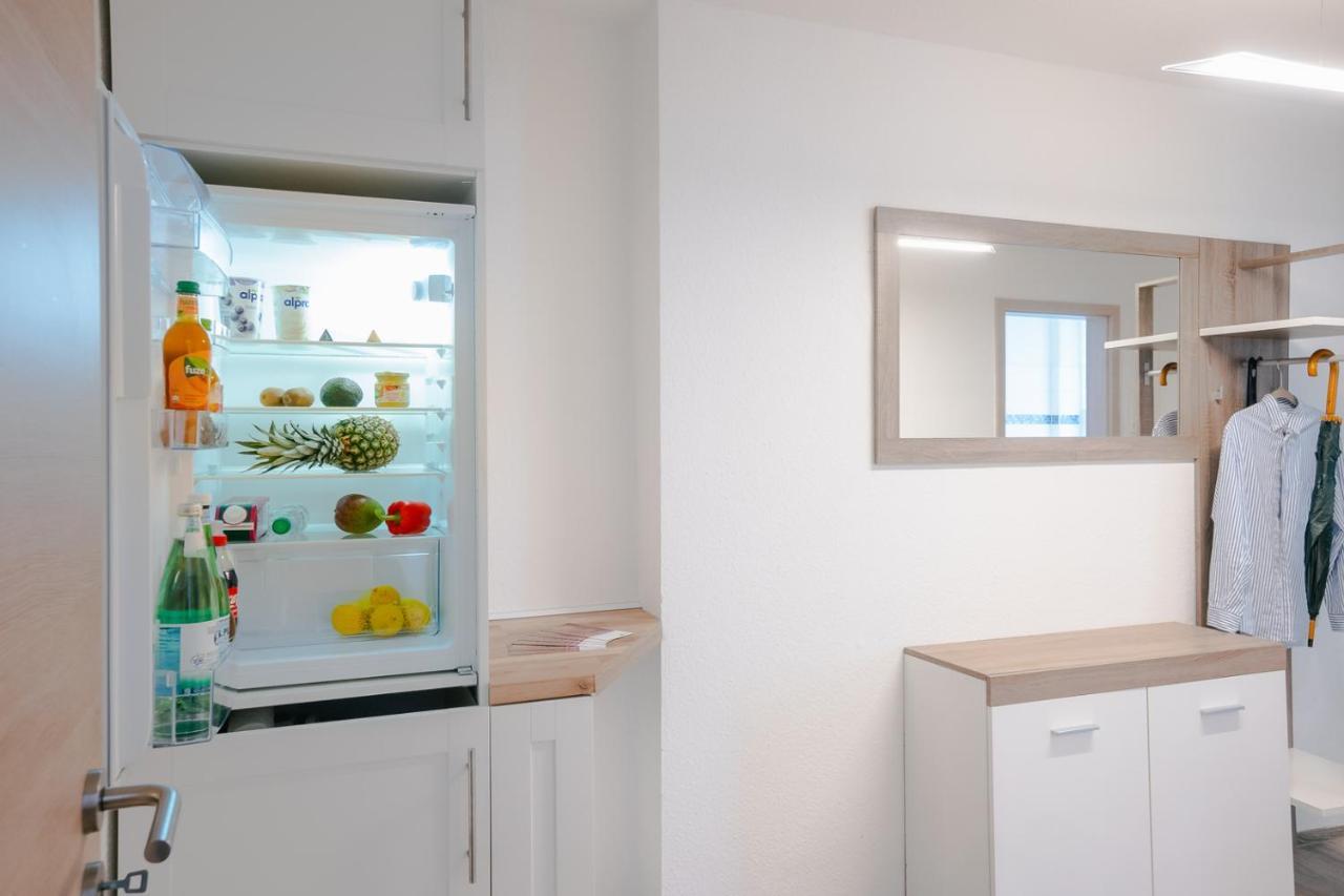 Ferienwohnung Laura In Gera Fuer Bis Zu 4 Personen - Neu Renoviert Dış mekan fotoğraf